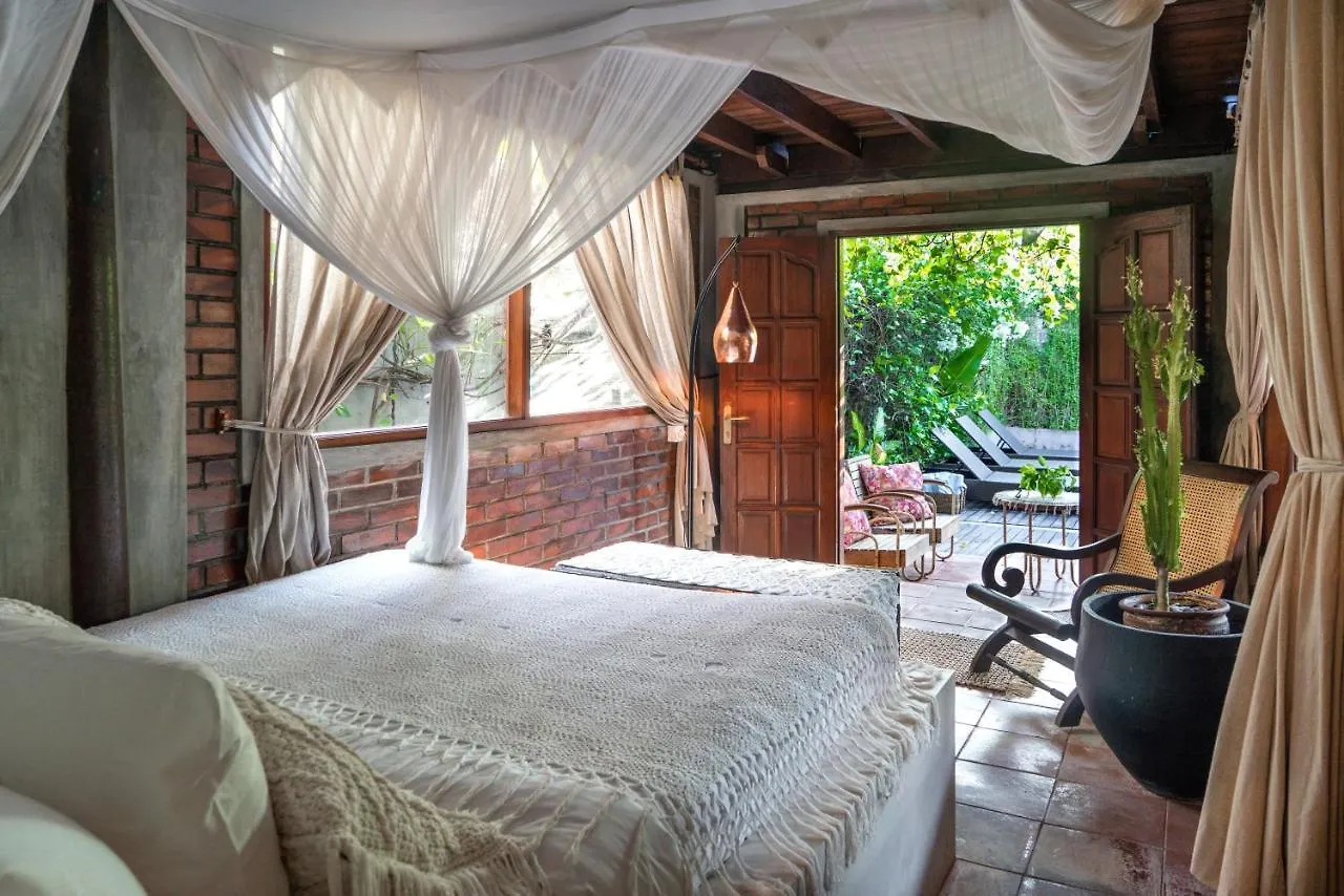 Ocean Star Villa Four Near Kudeta Beach Seminyak