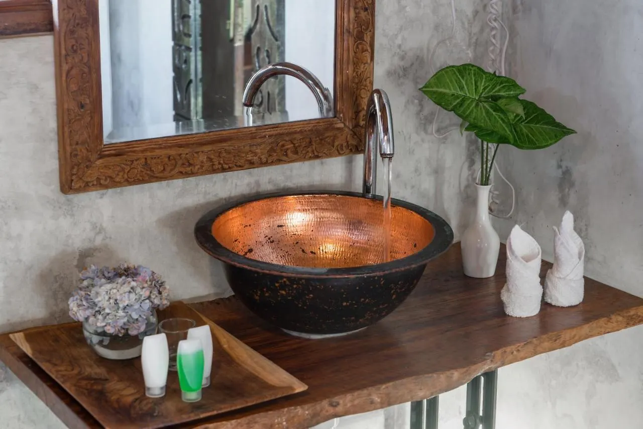 Ocean Star Villa Four Near Kudeta Beach Seminyak