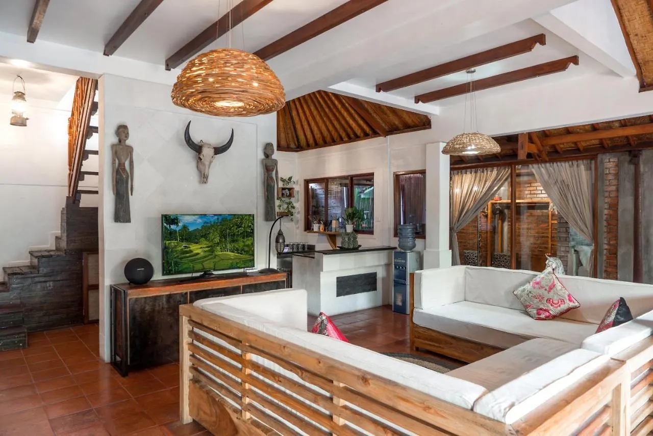 Ocean Star Villa Four Near Kudeta Beach Seminyak