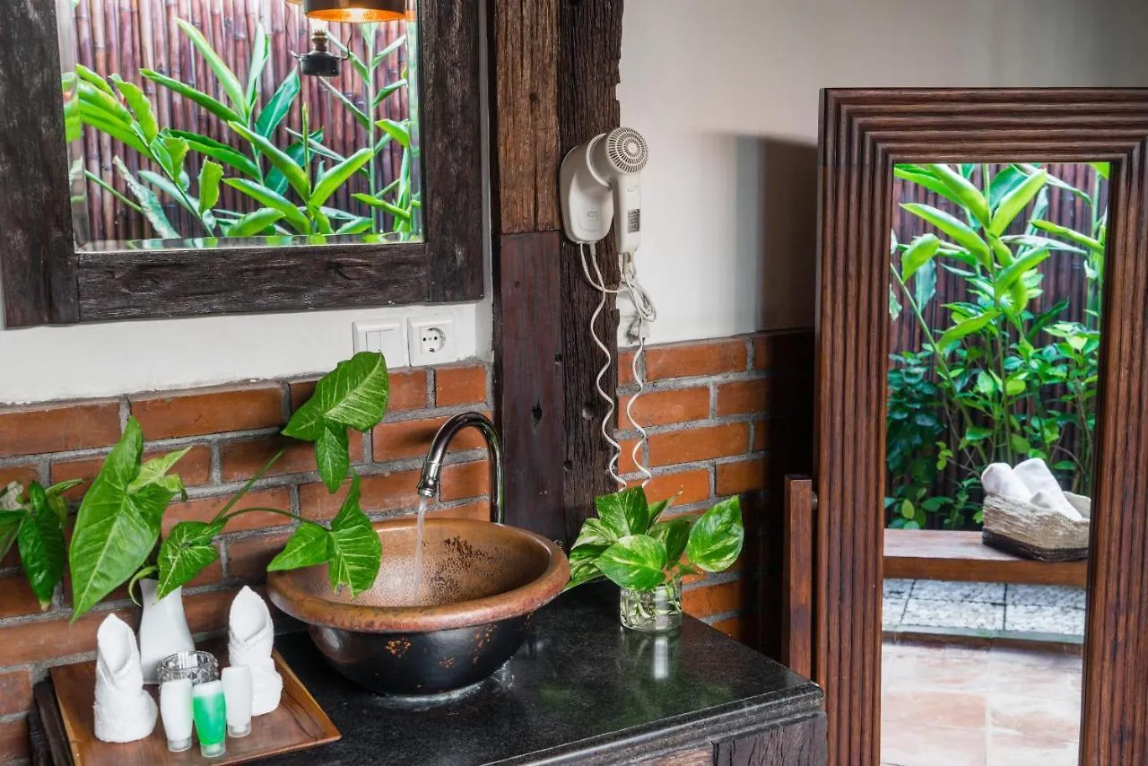 Ocean Star Villa Four Near Kudeta Beach Seminyak
